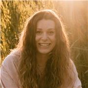 Laureanda in Scienze del Turismo offro lezioni a studenti di Scuola Elementare e Medie per materie umanistiche