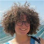 Laureata con 110 e lode in Studi Filosofici e Storici, studentessa magistrale in Filosofia