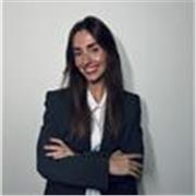 Profesora de inglés titulada con más de 3 años de experiencia. En el aula, la metodología Learning by doing (LBD) es crucial. 