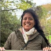 I provide life coaching for students online, to help with wellbeing, motivation and goal-setting. If you need support, let's talk!