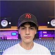 Producer professionista offre lezioni online di mixaggio e mastering su FL Studio per strumentali e canzoni