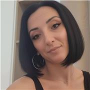 Insegnante, psicologa e tutor DSA con molti anni di esperienza, offre lezioni private. Progettiamo insieme il tuo percorso.