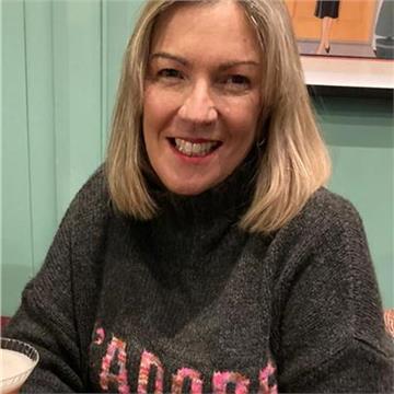 Suzanne