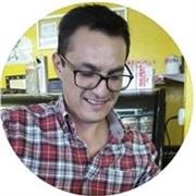 Profesor de apoyo escolar especializado en contabilidad