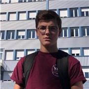 Je cherche un étudiant qui a besoin d'aide dans les matières scientifiques ou médicale