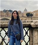 Insegnante Laureata in Lingue offre lezioni private di italiano
