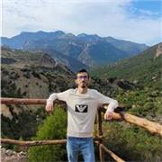 Je suis un doctorant en physique , J'offre des cours de sciences physiques en français et en anglais