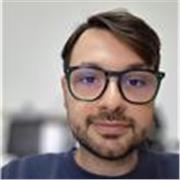 Laureato in chimica clinica e forense offre lezioni online di chimica e biologia