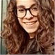 studentessa del 4 liceo linguistico impartisce lezioni di inglese