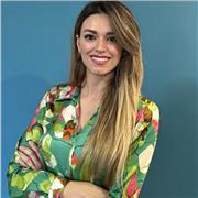 Insegnante di lingua Italiana, certificata CEDILS con esperienza in Italia e all'estero disponibile per lezioni private.