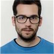 Profesor titulado en filología clásica da clases de latín y griego. Obtuve la plaza fija en Barcelona en el 2022.