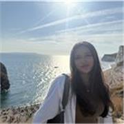 English tutor for beginners and advanced levels. All ages!