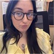 Studentessa di servizio sociale. Diplomata al liceo delle scienze umane