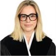 Graduada en química imparte clases de ciencias