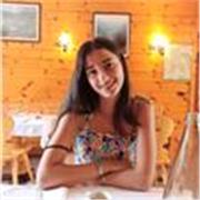 Laureanda in Consulenza pedagogica impartisce lezioni private in psicologia, pedagogia, filosofia e affini per studenti di liceo, e lezioni private in italiano, storia, geografia per bambini delle scuole elementari