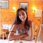 Laureanda in Consulenza pedagogica impartisce lezioni private in psicologia, pedagogia, filosofia e affini per studenti di liceo, e lezioni private in italiano, storia, geografia per bambini delle scuole elementari