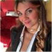 Ingegnere chimico lavoratore impartisce lezioni di matematica, fisica, inglese, chimica