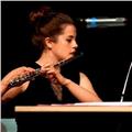 Laureata in flauto traverso e ottavino presso la scuola di musica di fiesole offre lezioni di flauto, ottavino, flauto dolce, teoria, solfeggio, storia della musica. disponibile anche per lezioni online