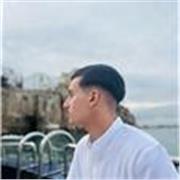 Estudiante de mecatrónica industrial, imparte clases para alumnos de primaria hasta 1° de la eso.