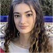 Soy alumna de 2º de Bachillerato científico, a una semana de graduarme. Tengo dos años de experiencia en clases de repaso de ESO