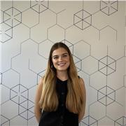 Graduada en Biotecnología. Estudiante de máster. 6 años de experiencia en clases particulares.