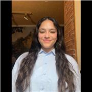 Profesora de inglés avanzado con más de dos años de experiencia que imparte clases en la zona norte de Tenerife.