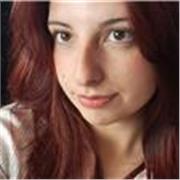 Tengo el título de inglés nivel B2. Me gusta mucho el idioma y, se me da muy bien explicarlo, así como tratar con niños