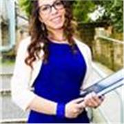 Sono docente di inglese e interprete e traduttrice da 5 anni. Amo il mio mestiere e mi appaga vedere i progressi dei miei studenti