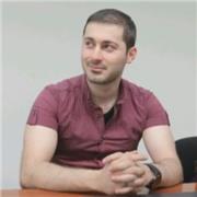 Business English trainer with 8 years of teaching experience offers personalized online English lessons for adults, professionals