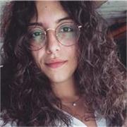 Laureata magistrale offre lezioni a studenti universitari di biologia
