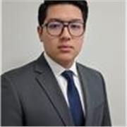 Profesor de informatica imparte clases de programación basica y avanzada