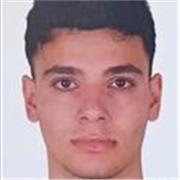 Soy estudiante de Ingeniería. Toda mi vida practique natación.