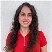 Maestra de Educación Primaria de cualquier nivel y edad, apoyo personalizado y adaptativo a necesidades educativas especiales.