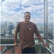 Professor de Matemática com aulas onlines para alunos do ensino fundamental e médio, além de alunos estudando para vestibulares