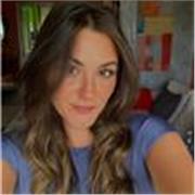 Sono laureata in Chimica, e adesso sto proseguendo con la magistrale. Posso offrire aiuto in matematica, chimica e fisica