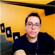 Maestro en psicología con esperiencia en adolescentes y adultos