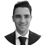 Ingegnere esperto in programmazione ed elettronica impartisce lezioni sull'introduzione al mondo della prototipazione rapida, del physical computing e dell'IoT