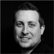 With 25 years of industry experience in Art, Design, Theatre, and Education, I'm ready to support your creative learning needs. 