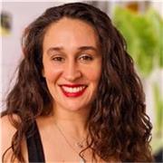 Profesora de datos da clases de Excel para nivel principiante y niviel intermedio