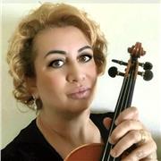 Professeur de Violon Diplôme d'Etat Spécialisé ans en tant que Professeur de Violon au Conservatoire et dans le travail du violon en télétravail