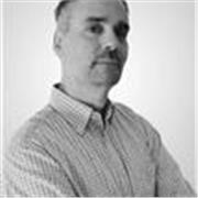 Docente con más de 15 años de experiencia y pasión por la enseñanza.