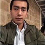 Profesor de informática que dicta clases de computación