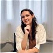 Professora de Reforço escolar e arteterapeuta