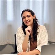 Professora de Reforço escolar e arteterapeuta