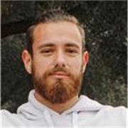 Profesor amante del deporte y la biología titulado en TSAF