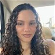 Professora de português, produção de texto e literatura