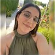 Estudiante de segundo año del grado de Historia del Arte por la Universidad de Sevilla. ESO y Bachillerato.