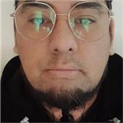 Ilustrador y Tallerista, realiza Clases de Arte, Ilustración, Música Irlandesa y Luthería para niños