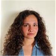 Estudiante de Contabilidad y finanzas entusiasmada por enseñar.
