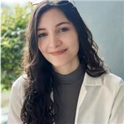 Profesora de psicopedagogía que puede impartir clases a estudiantes con TDAH, o materias de psicologia a fines